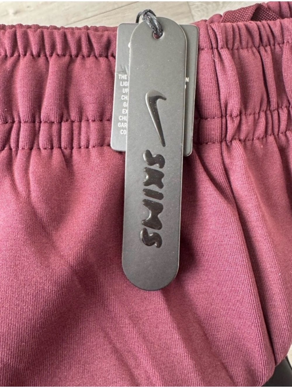 NWT NIKE SKIMS SNAP CURRANT PANTS